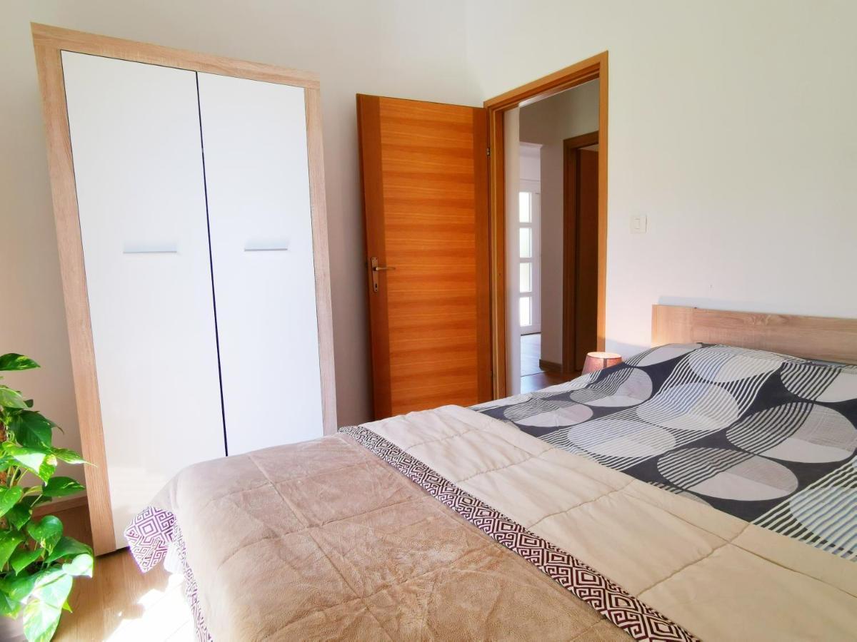 Holiday House Nela لابين المظهر الخارجي الصورة